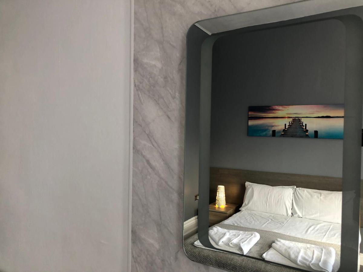 בורנמות' Capital One Hotel מראה חיצוני תמונה
