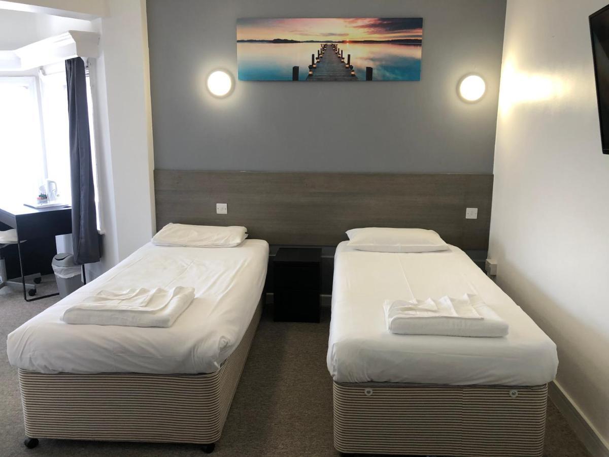 בורנמות' Capital One Hotel מראה חיצוני תמונה