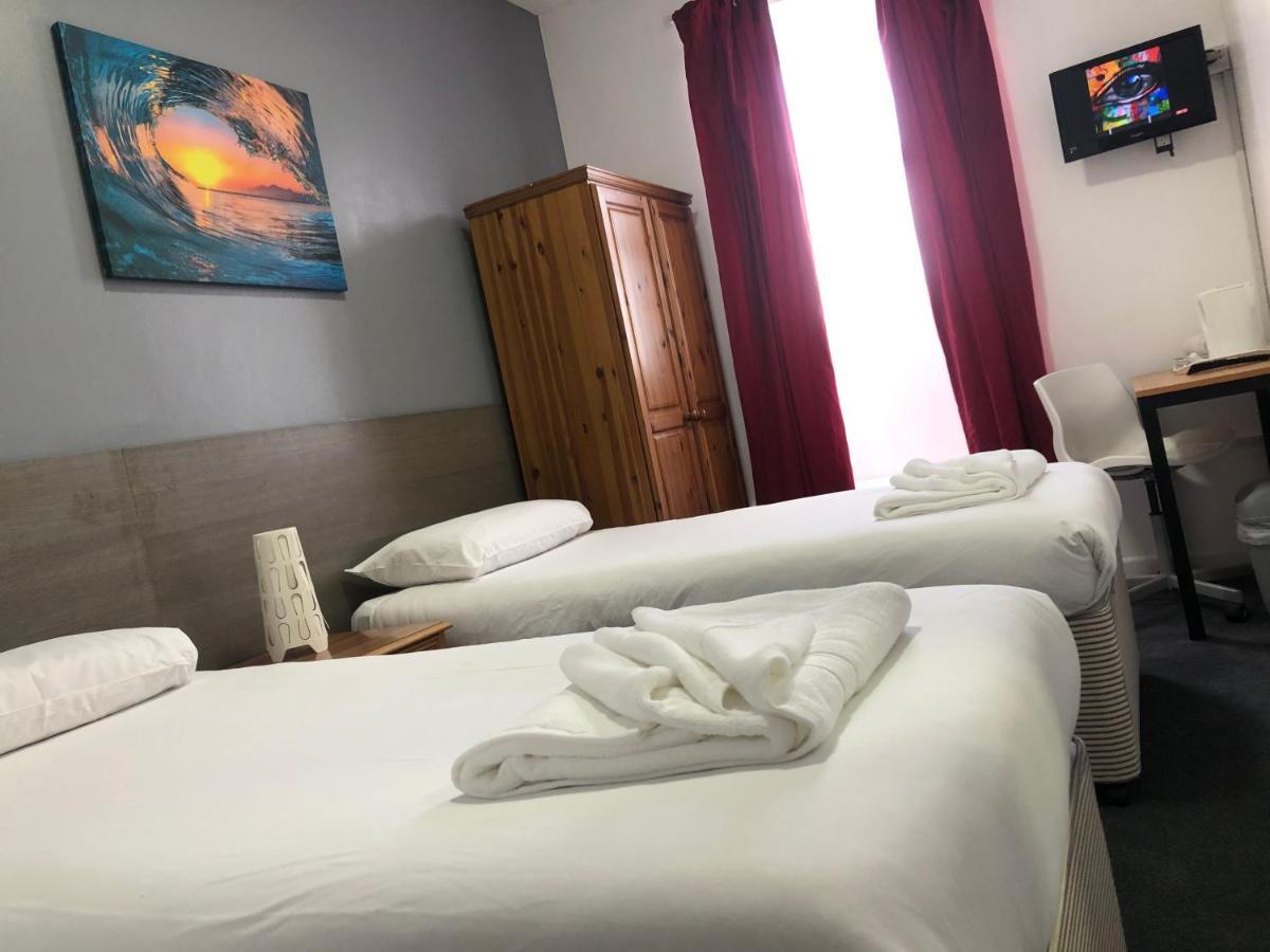 בורנמות' Capital One Hotel מראה חיצוני תמונה