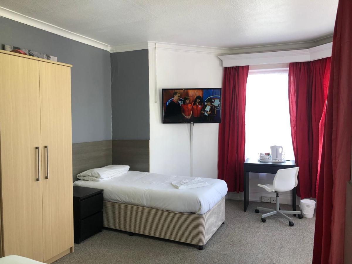 בורנמות' Capital One Hotel מראה חיצוני תמונה