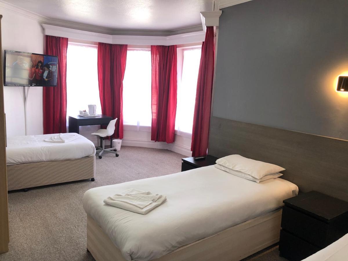 בורנמות' Capital One Hotel מראה חיצוני תמונה