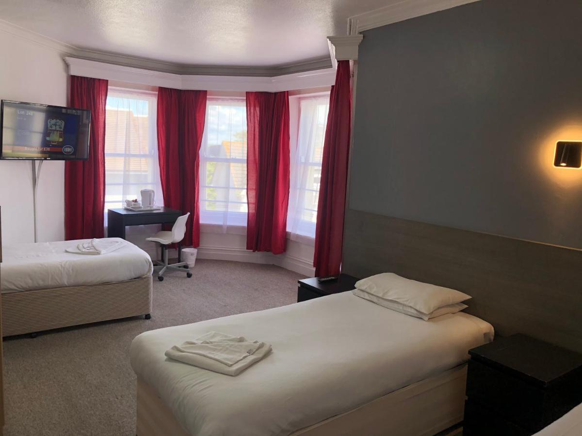 בורנמות' Capital One Hotel מראה חיצוני תמונה