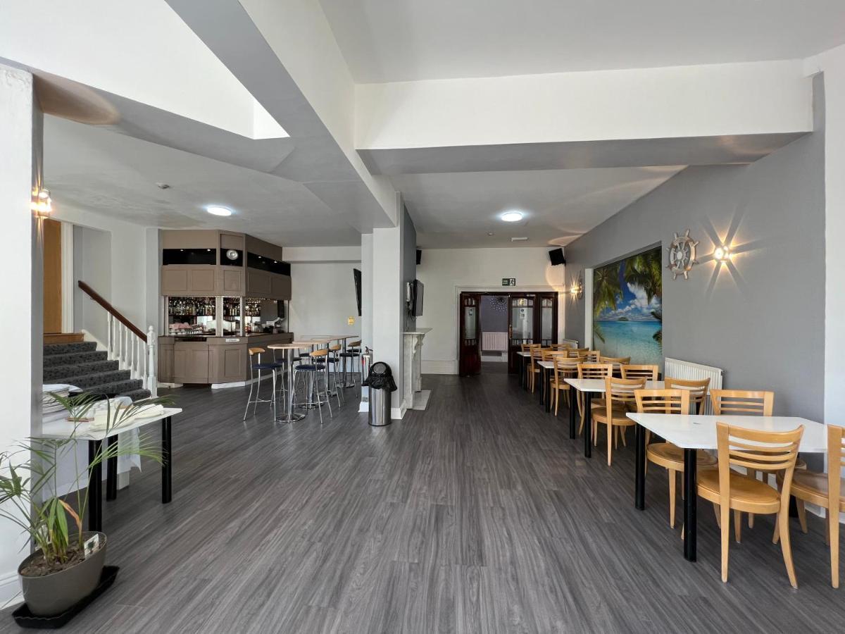 בורנמות' Capital One Hotel מראה חיצוני תמונה