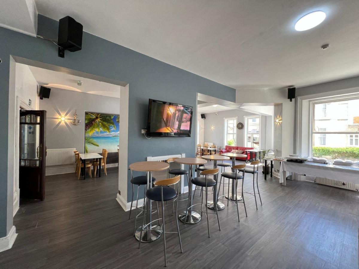 בורנמות' Capital One Hotel מראה חיצוני תמונה